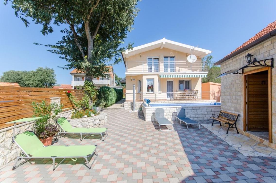 Dalmatian Village Charm - Spacious Villa With Pool Near Trogir Primorski Dolac ภายนอก รูปภาพ