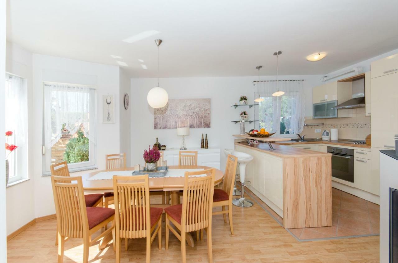 Dalmatian Village Charm - Spacious Villa With Pool Near Trogir Primorski Dolac ภายนอก รูปภาพ